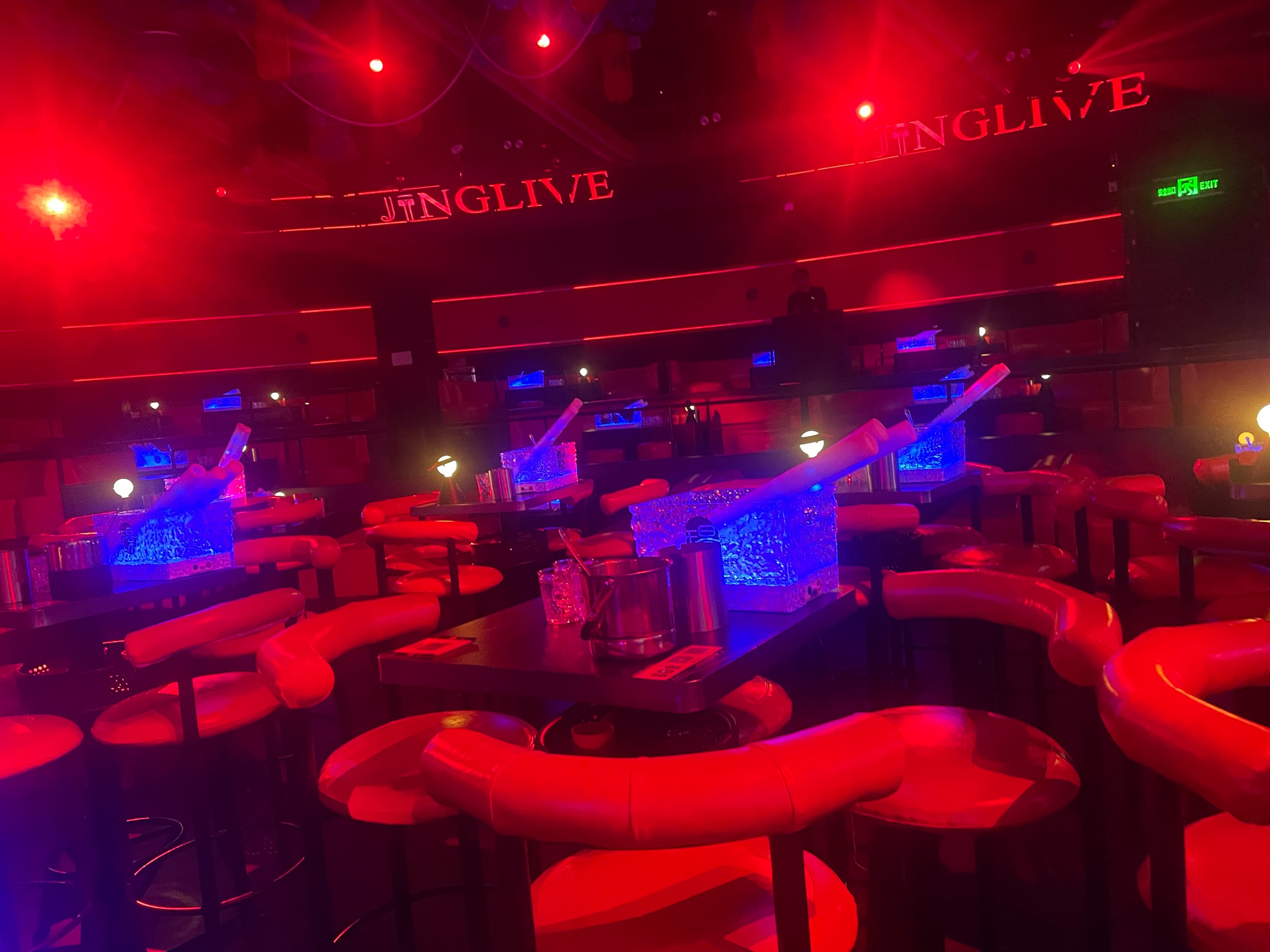 德州商务KTV轻松订房-禹城市ktv预定